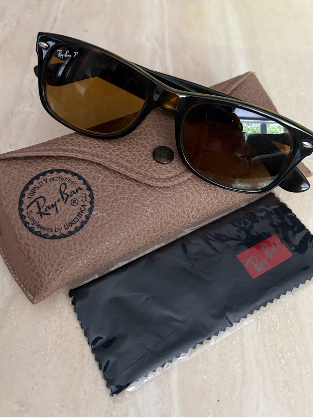RAY-BAN NEW WAYFARER POLARIZED SUNGLASSES